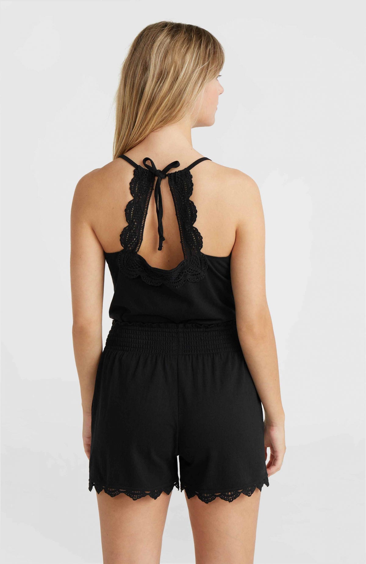 Essentials Ava Tanktop mit Spitze | Black Out