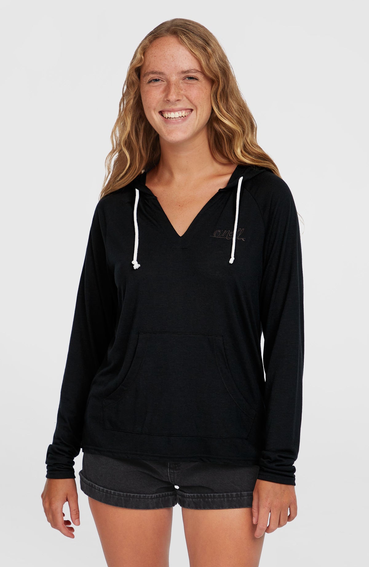 Essentials Langarm-Hoodie | Black Out