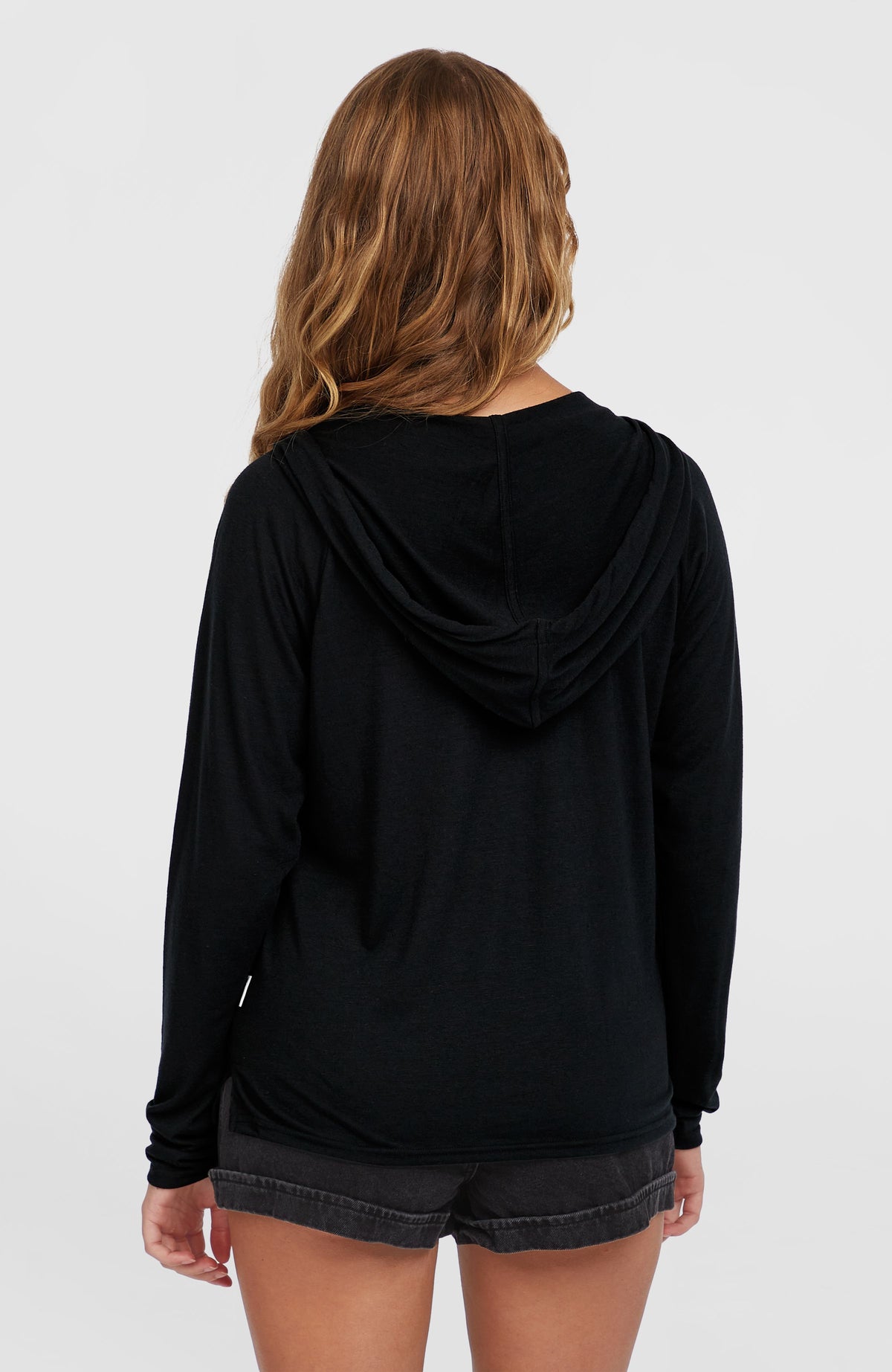 Essentials Langarm-Hoodie | Black Out