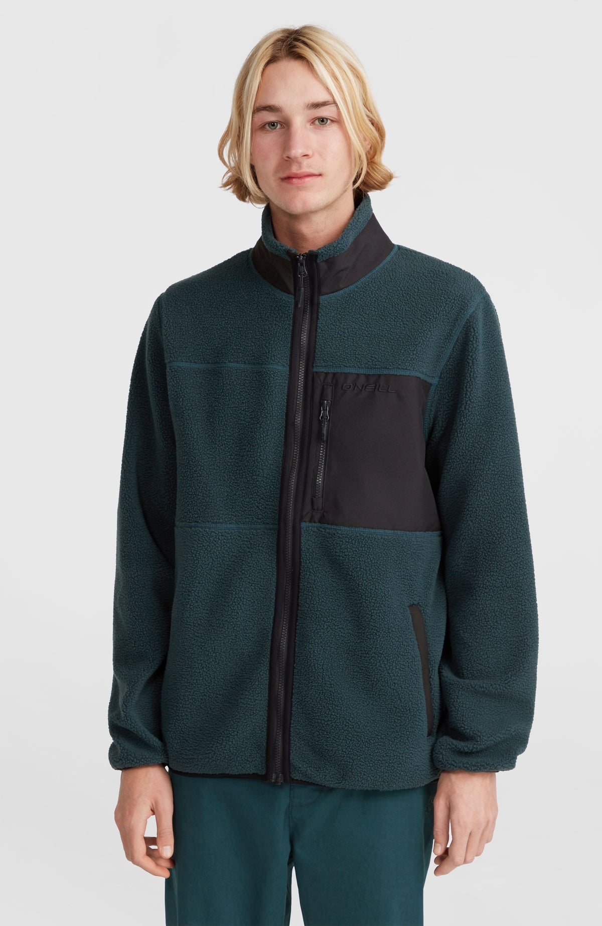 Flauschige Fleecejacke mit Reißverschluss | Alma Steel