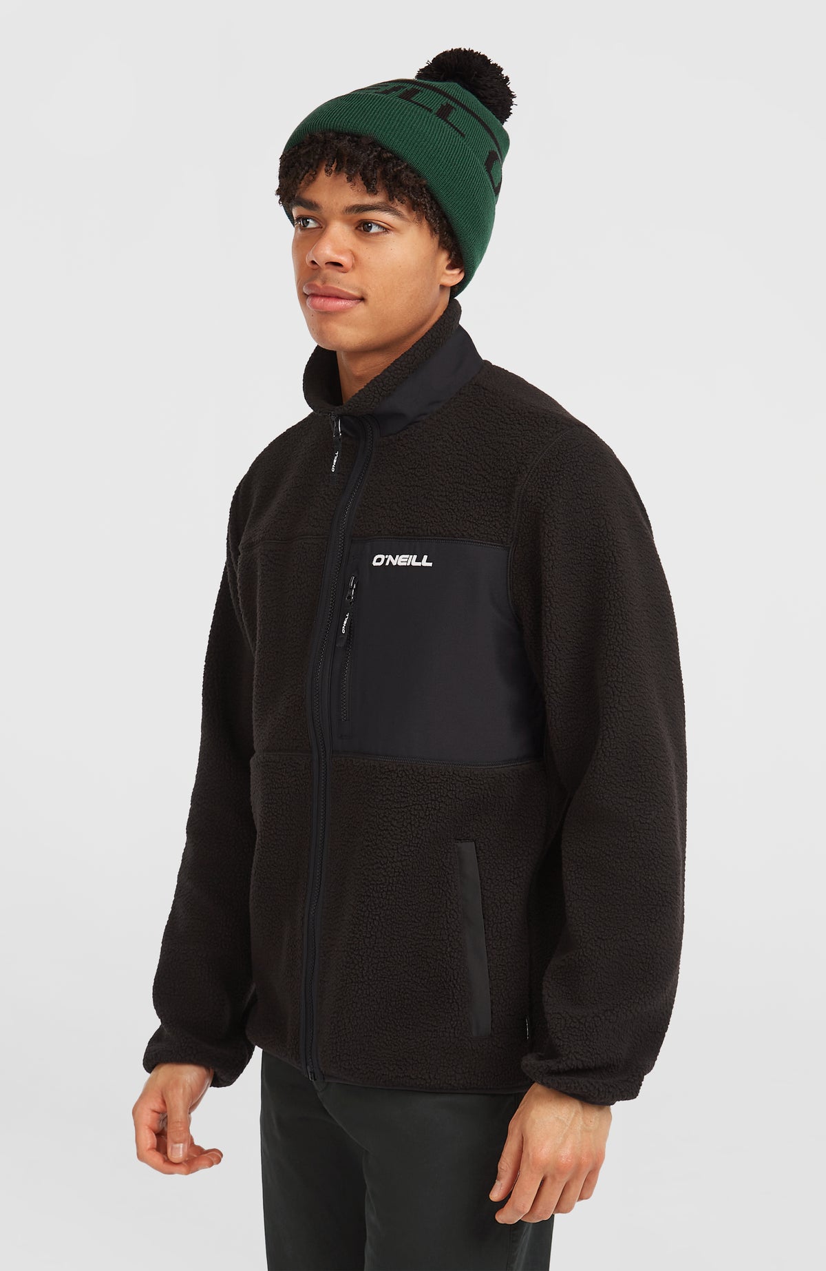 Flauschige Must-Have Fleecejacke mit Reißverschluss | Black Out