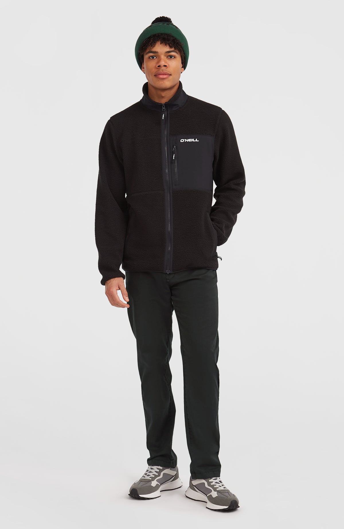 Flauschige Must-Have Fleecejacke mit Reißverschluss | Black Out