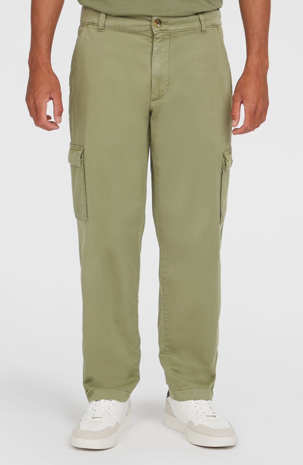 Essentials Cargohose | Avery Fern