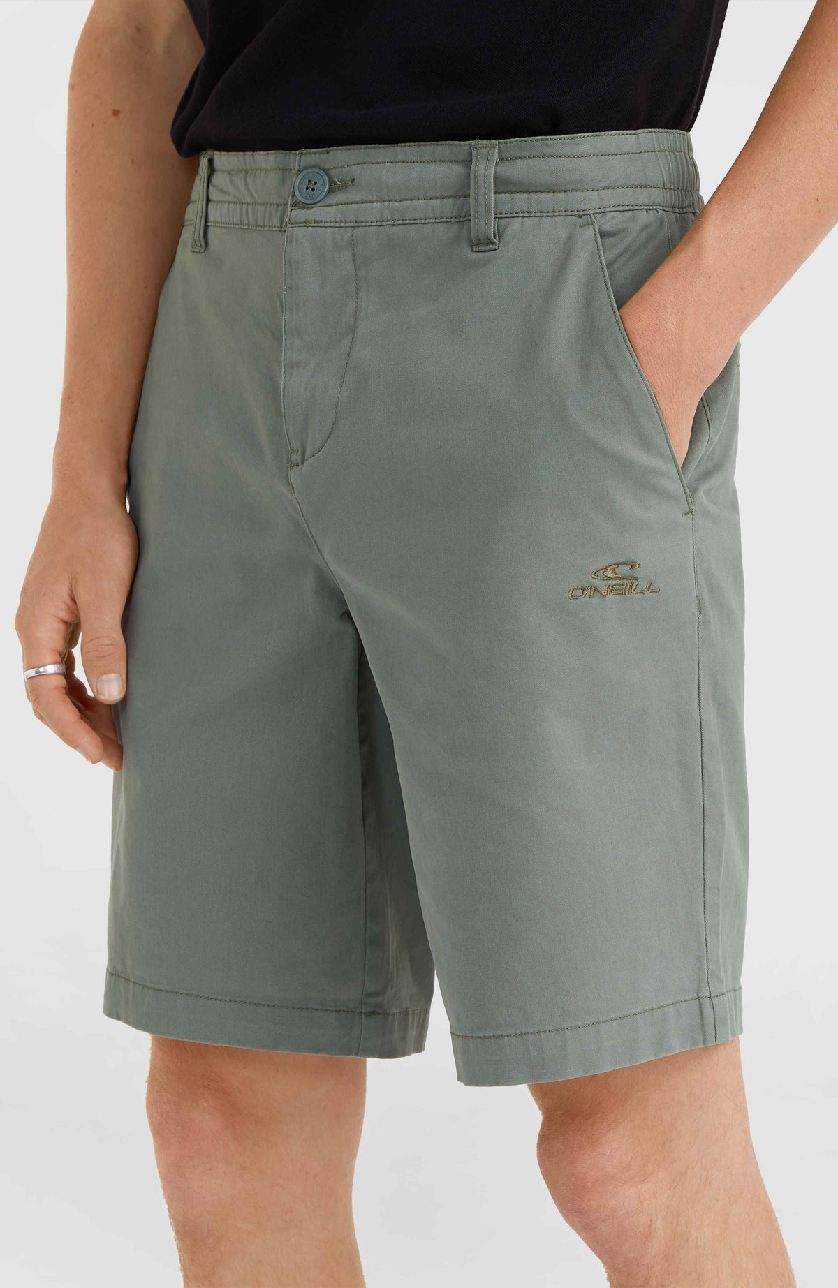 Essentials Chino-Shorts | Lily Pad