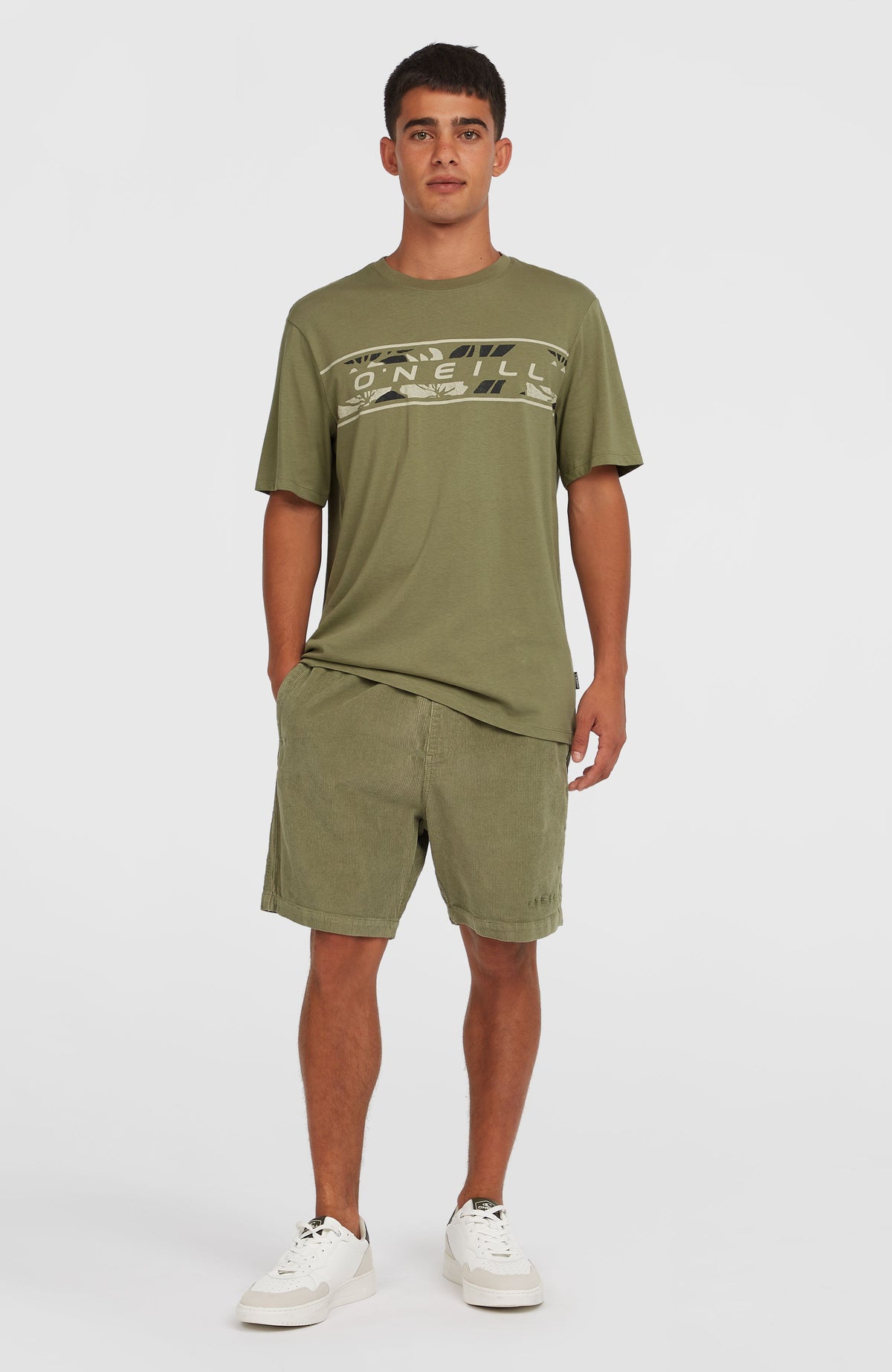 Cord-Shorts | Avery Fern