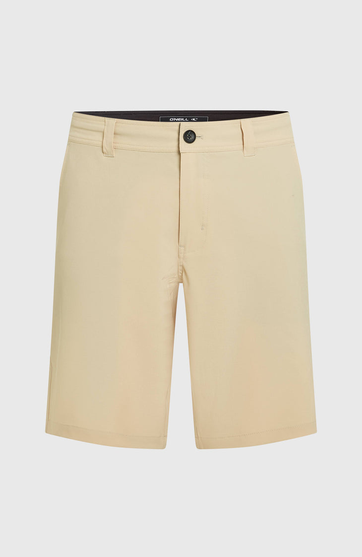 Hybrid 19" Shorts | Cocoa Sand