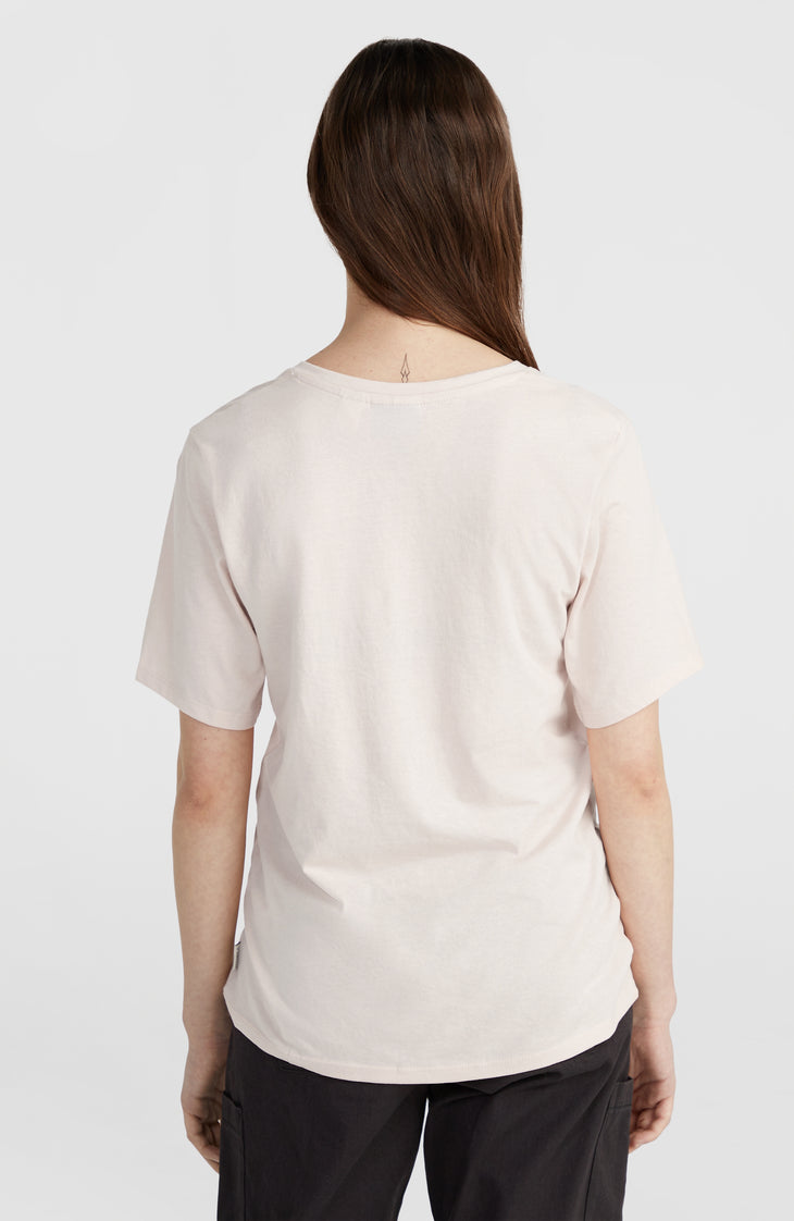 Essentials T-Shirt mit V-Ausschnitt | Peach Whip