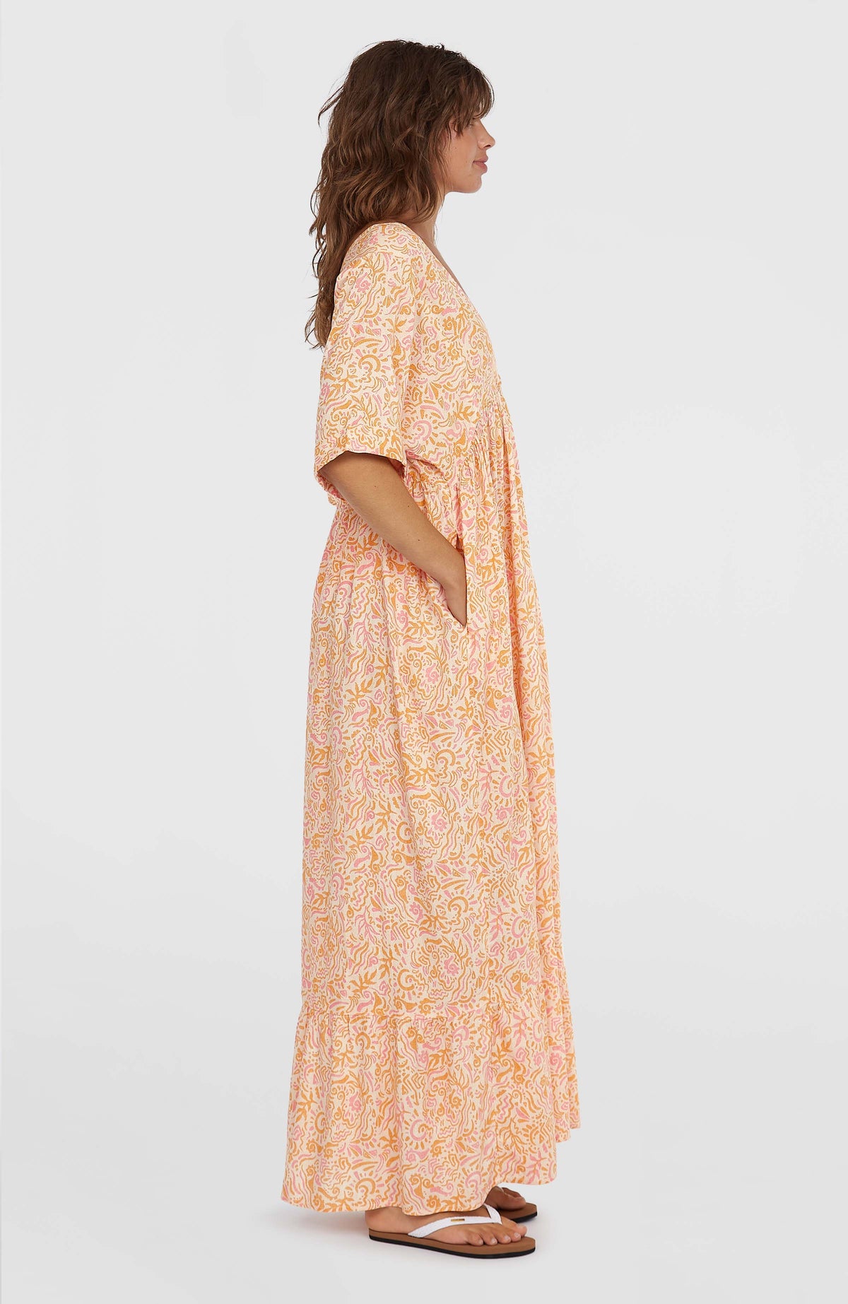 Women of the Wave Maxikleid | White Abstract Wave