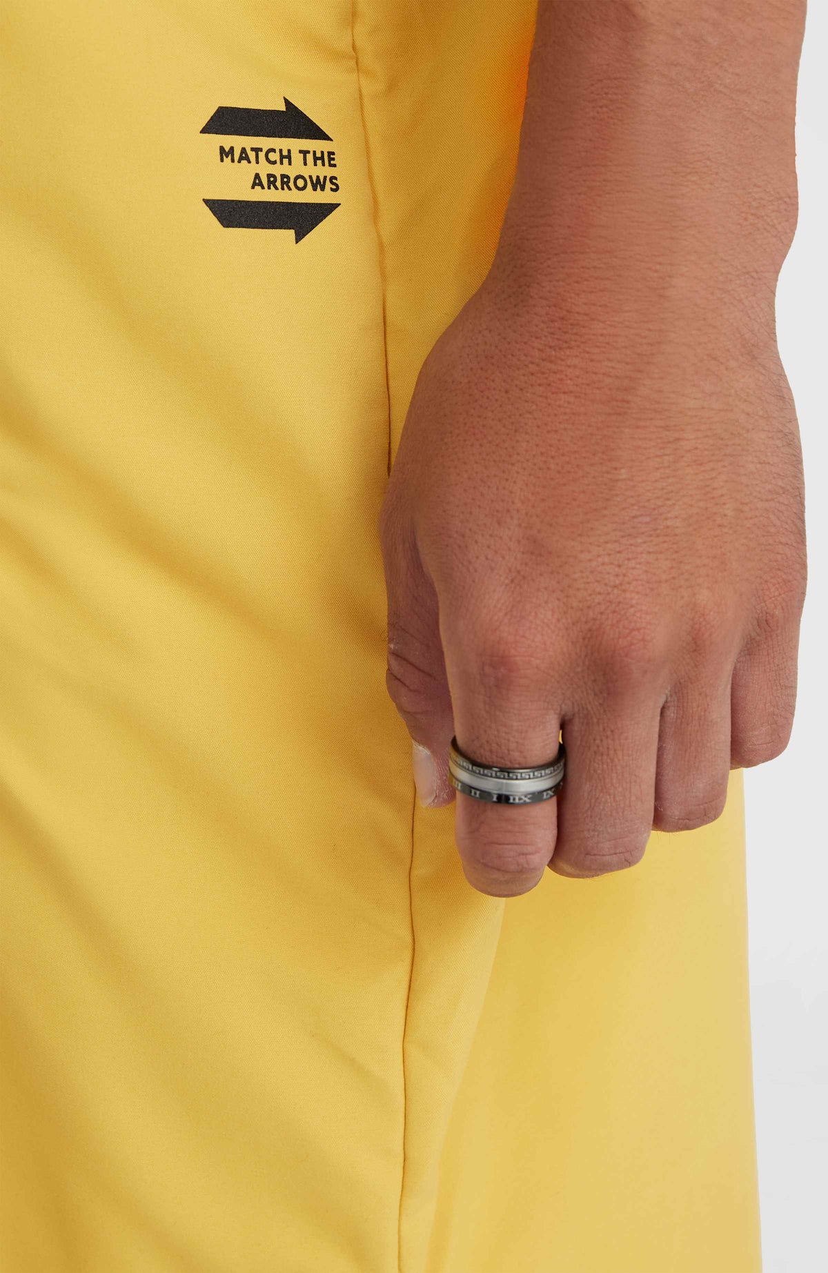 Wasserabweisender O'Neill TRVLR Series Poncho | Golden Haze