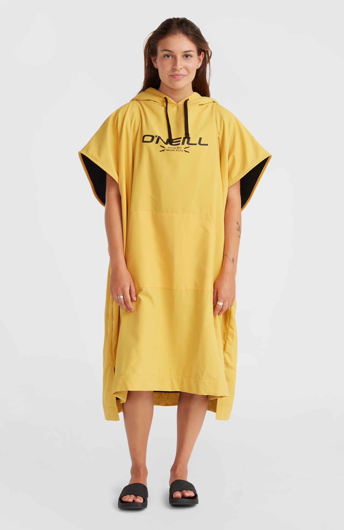 Wasserabweisender O'Neill TRVLR Series Poncho | Golden Haze
