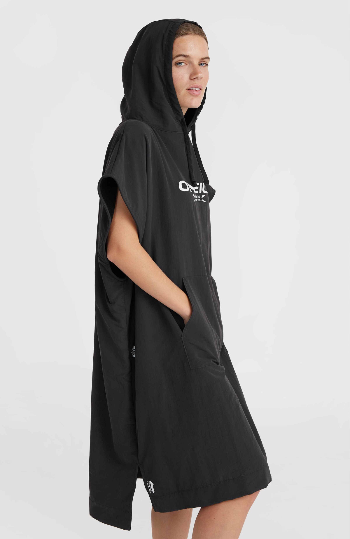 Wasserabweisender O'Neill TRVLR Series Poncho | Black Out
