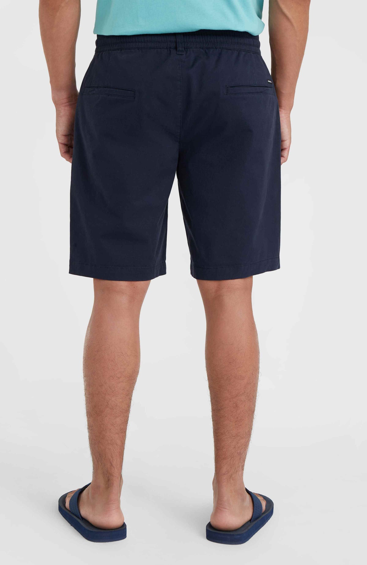 Essentials Chino-Shorts | Outer Space