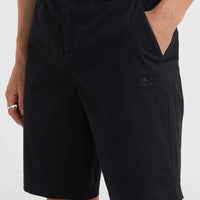 Essentials Chino-Shorts | Raven