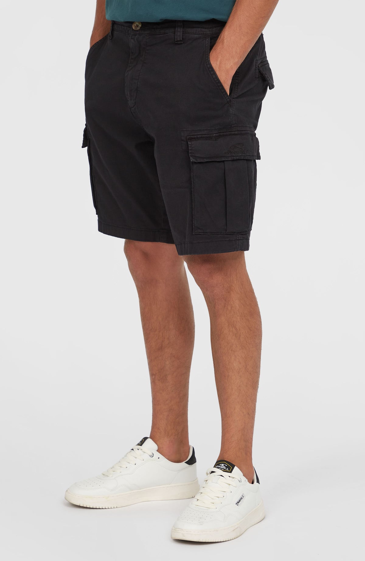 Essentials Cargo-Shorts | Black Out