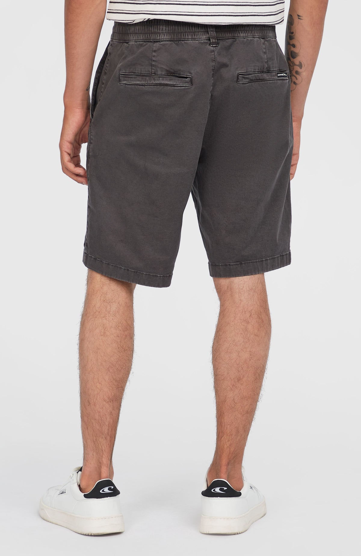 Essentials Chino-Shorts | Raven