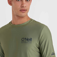 Essentials Cali Shortsleeve-Schwimmshirt | Deep Lichen Green