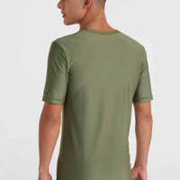 Essentials Cali Shortsleeve-Schwimmshirt | Deep Lichen Green