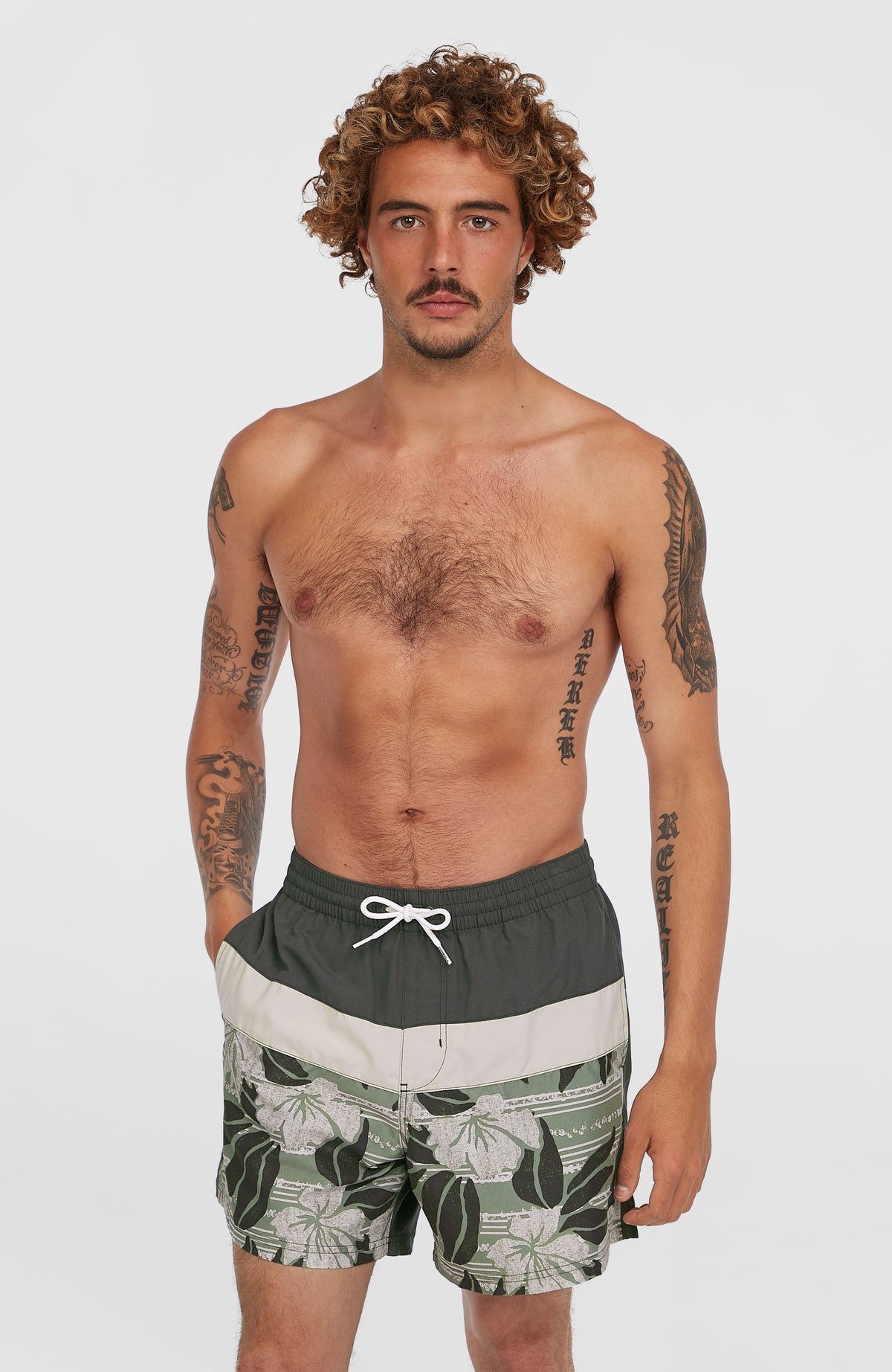 Cali Block 15'' Badehose | Green Dusty Flower