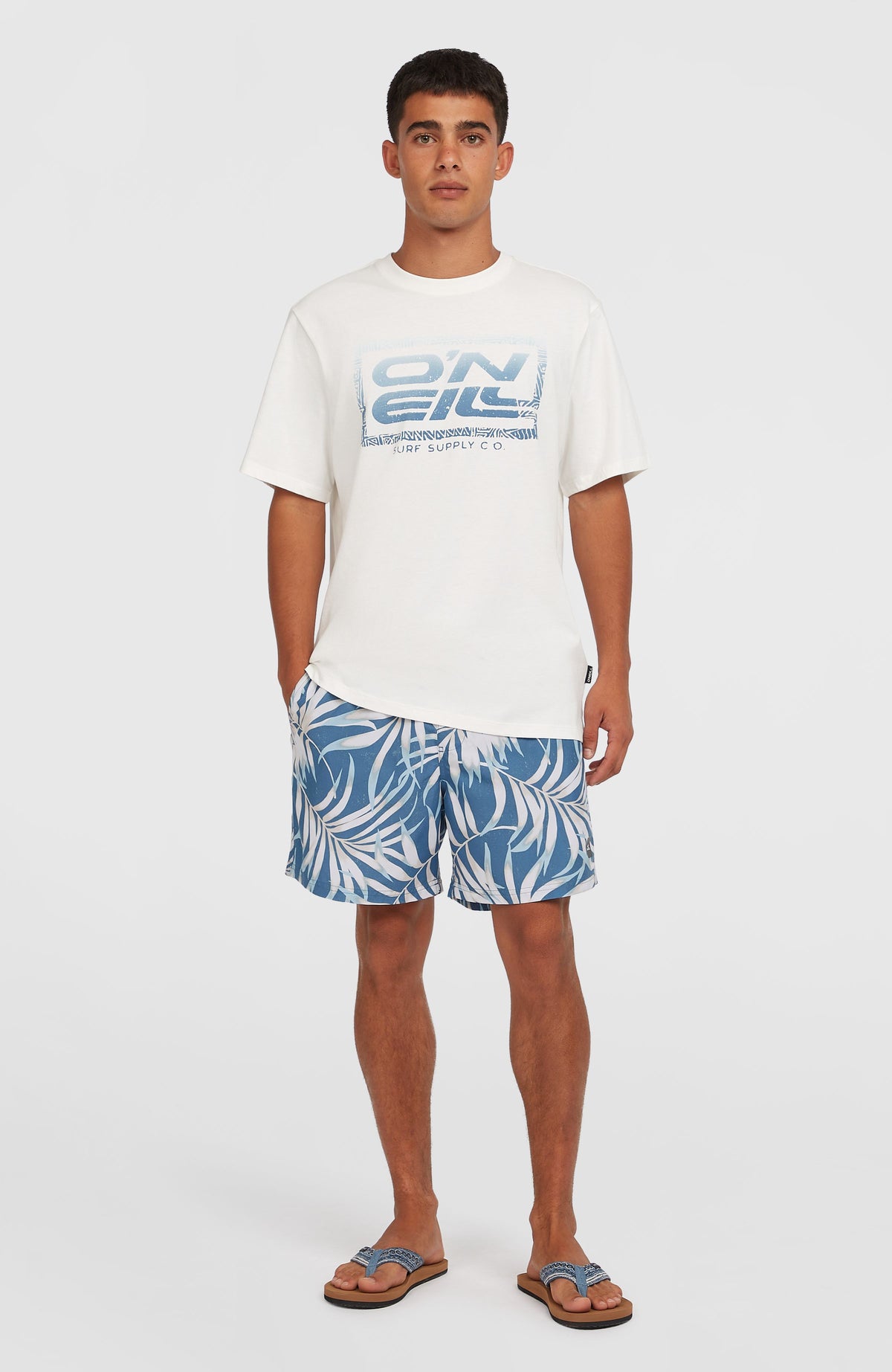 Cali Floral 16'' Badehose | Blue Dipped Leaves