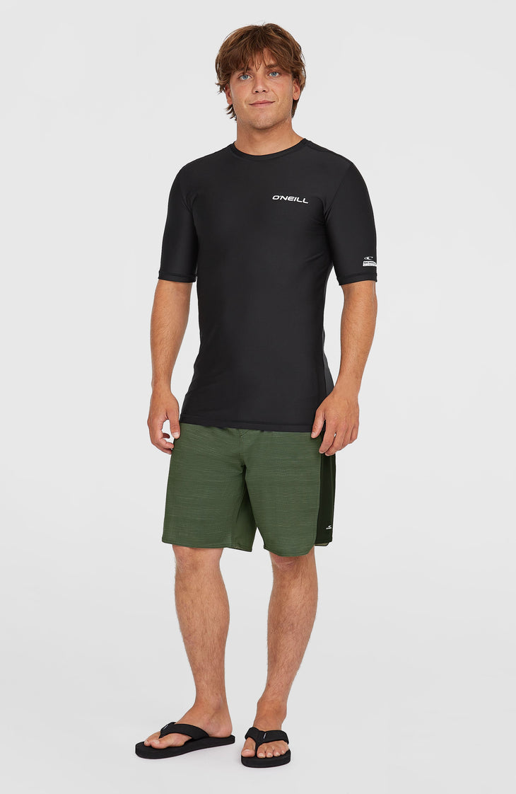 Essentials Shortsleeve-Schwimmshirt | Black Out