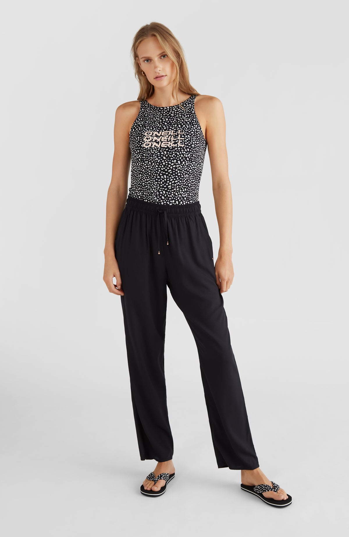 Logo High Neck Badeanzug | Black AO 4