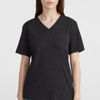 Essentials T-Shirt mit V-Ausschnitt | Black Out